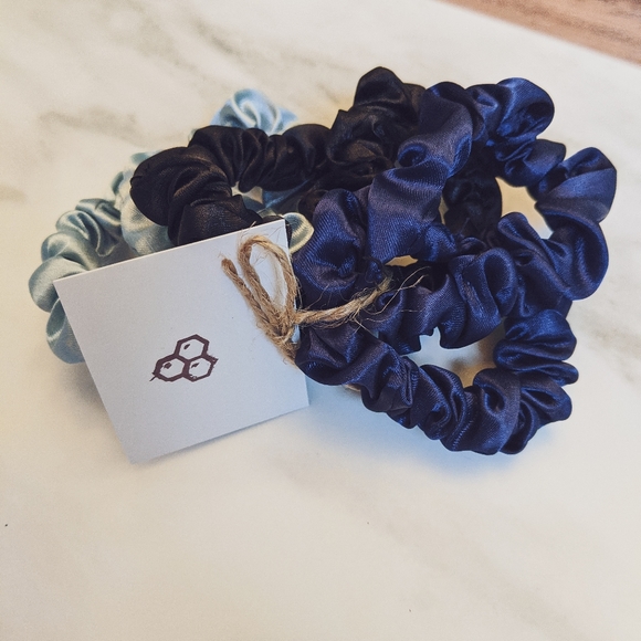Satin Scrunchie Bundle | BOUTIQUE β¨